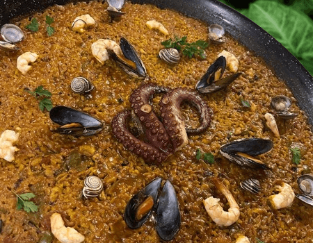 Image of a paella